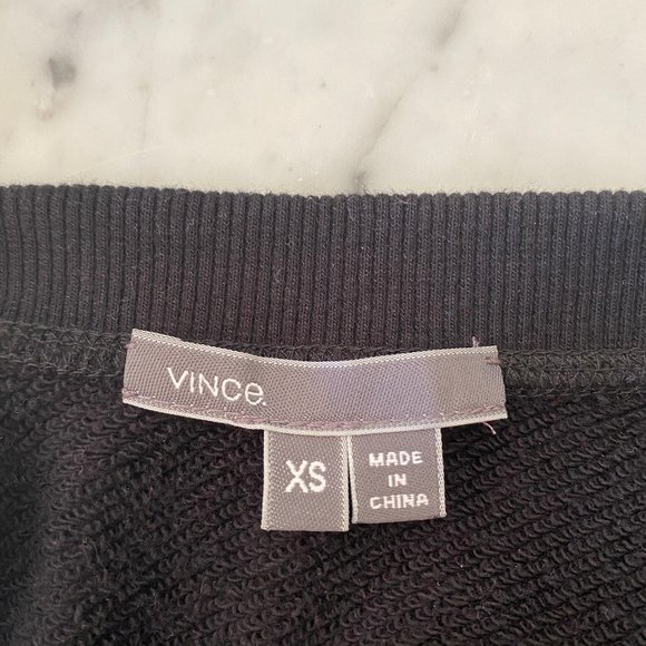 VINCE black crewneck with leather details - Picture 4 of 6